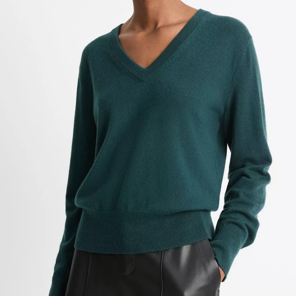 J Crew 100% Cashmere Relaxed V-neck Sweater